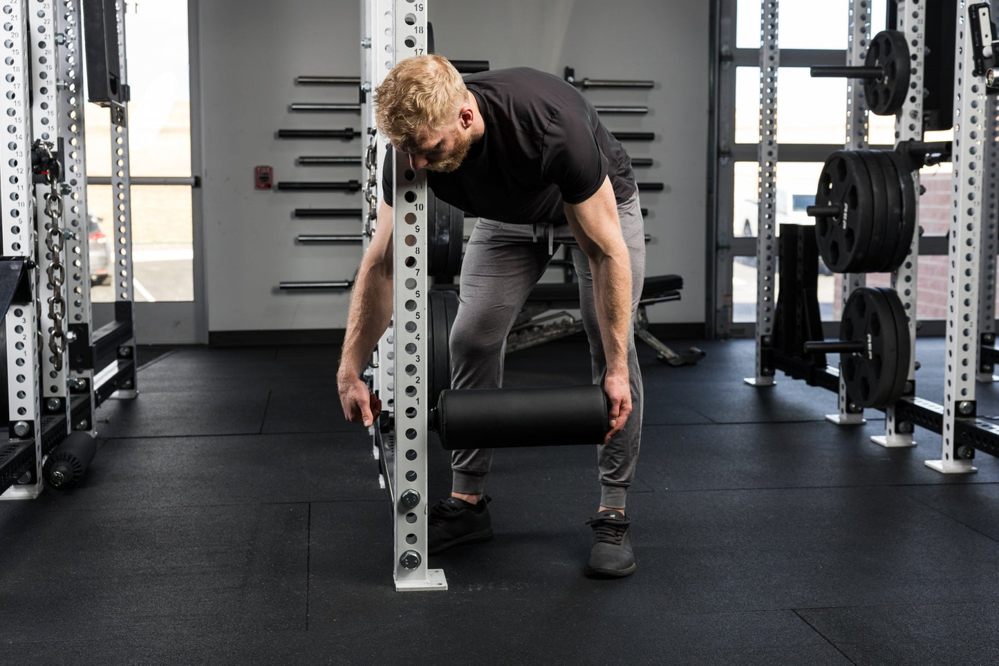 Athlete installing the Leg Roller 2.0